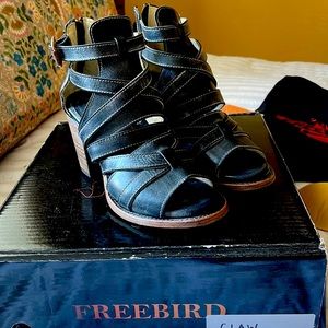 freebird size 7 claw